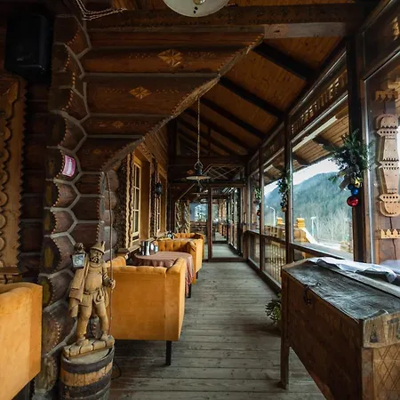 Koruna Üdülőközpont Tatariv