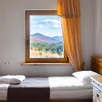 Semesteranläggning (resort) Koruna 3*